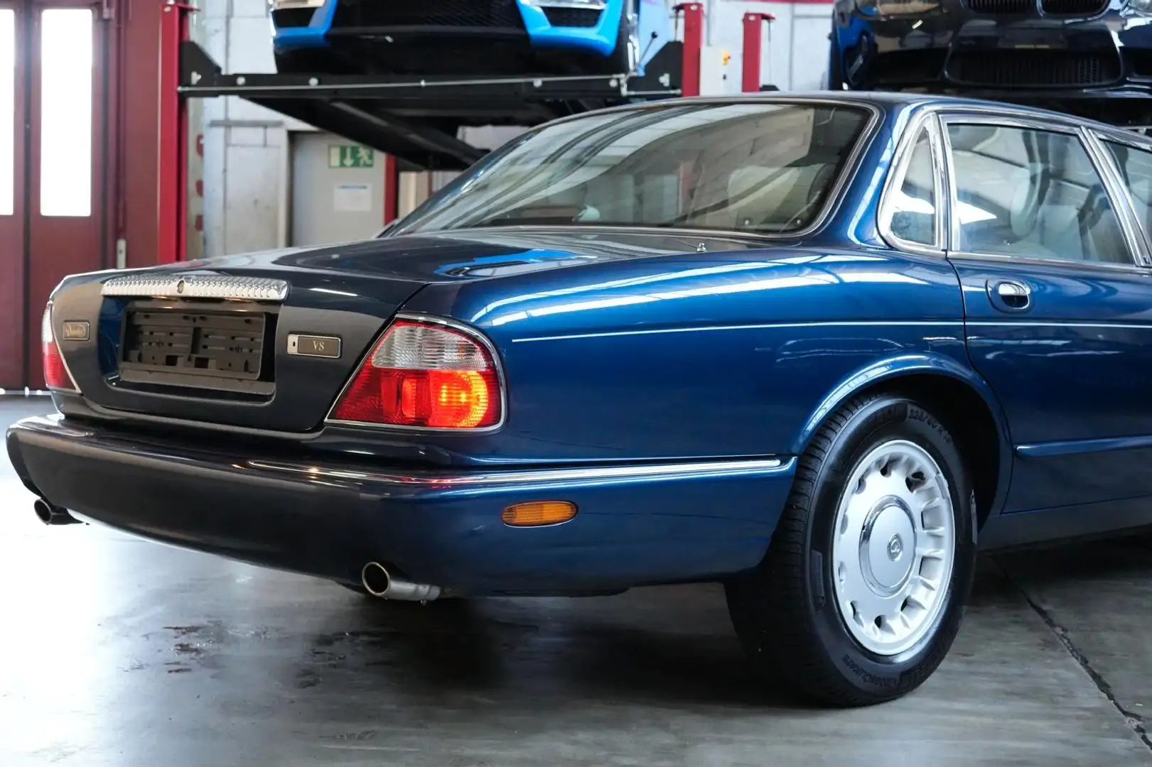 Jaguar Daimler XJ V8 4.0 *MwSt. / 1. Hand / 39.800km* Blau - 2