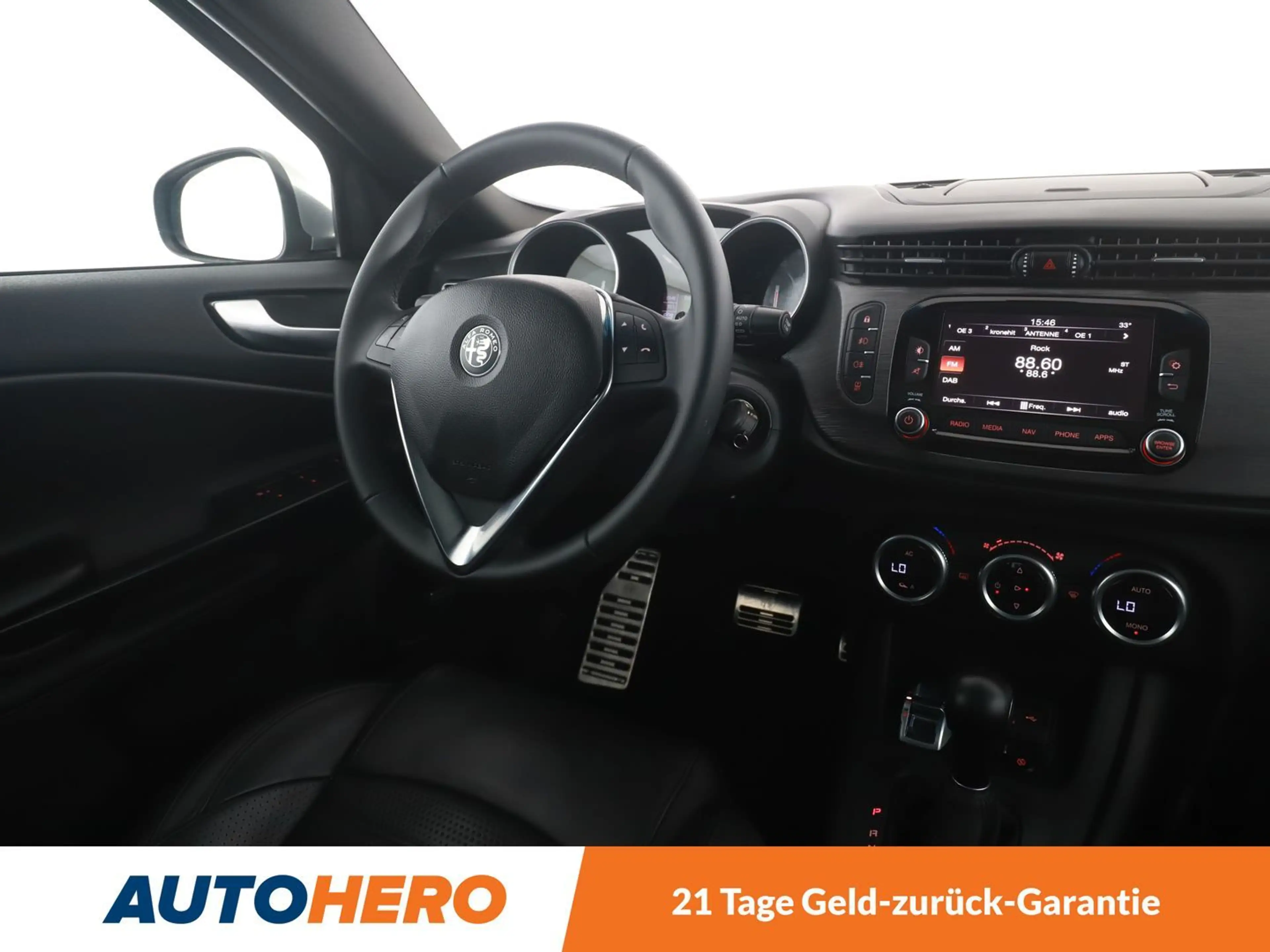 Alfa Romeo Giulietta 1.6 JTD Super Aut. *XENON*TEMPO*KLIMAAUT*SHZ* — photo 13
