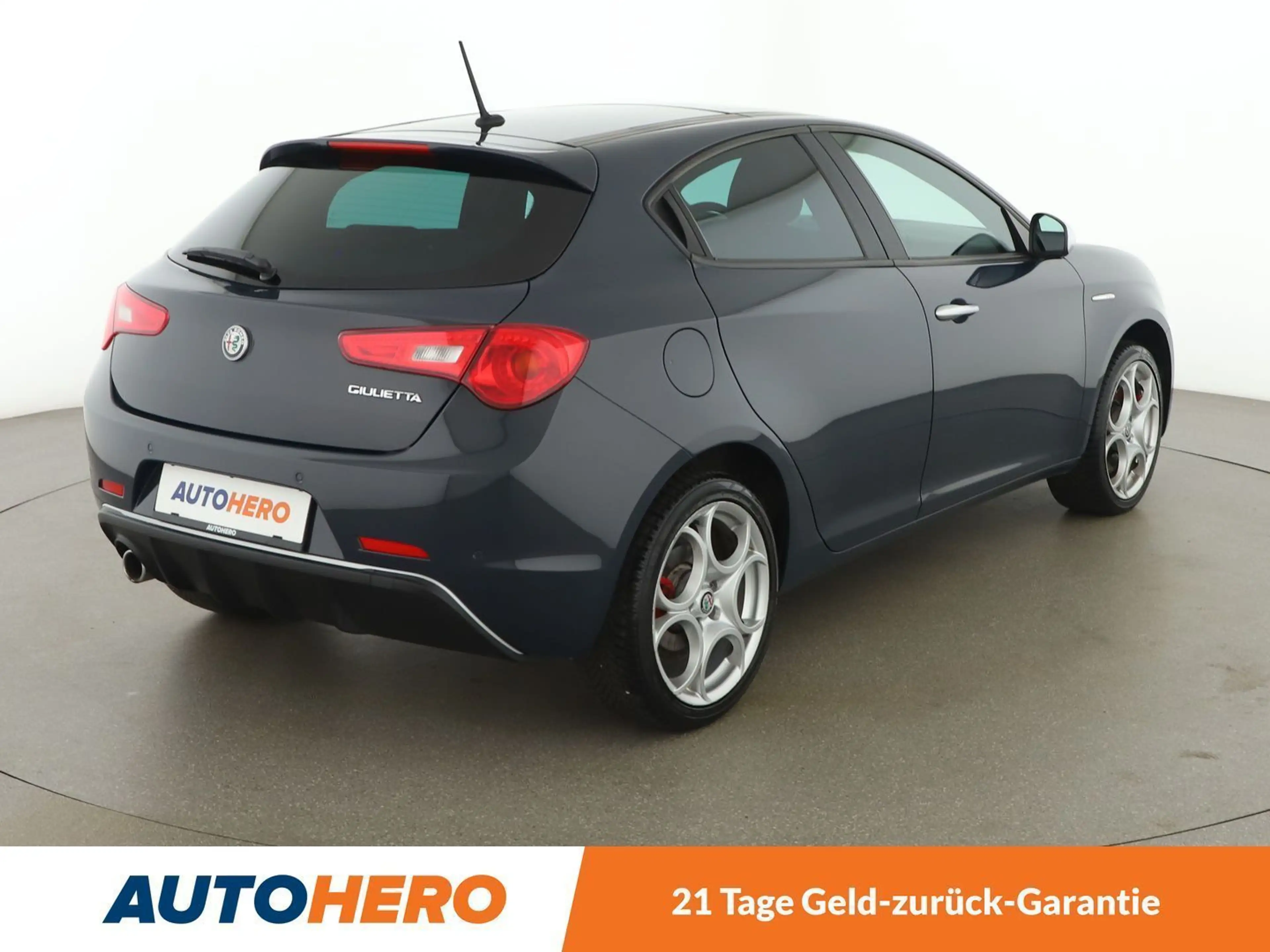 Alfa Romeo Giulietta 1.6 JTD Super Aut. *XENON*TEMPO*KLIMAAUT*SHZ* — photo 6