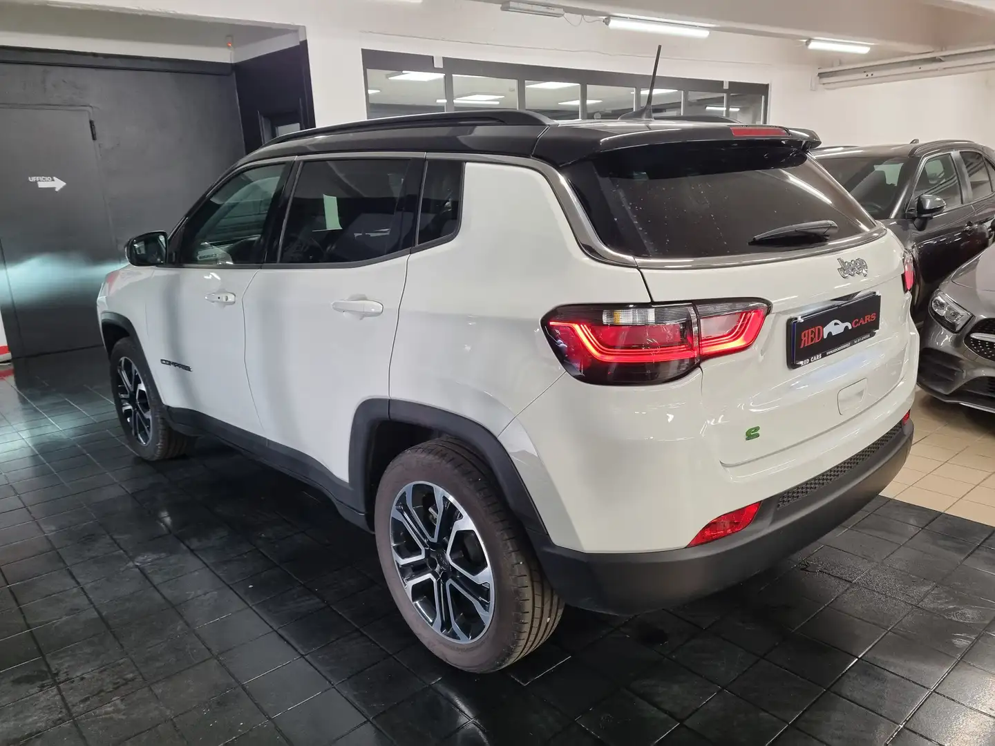 Jeep Compass 1.5 turbo t4 mhev Limited 2wd 130cv dct Weiß - 2