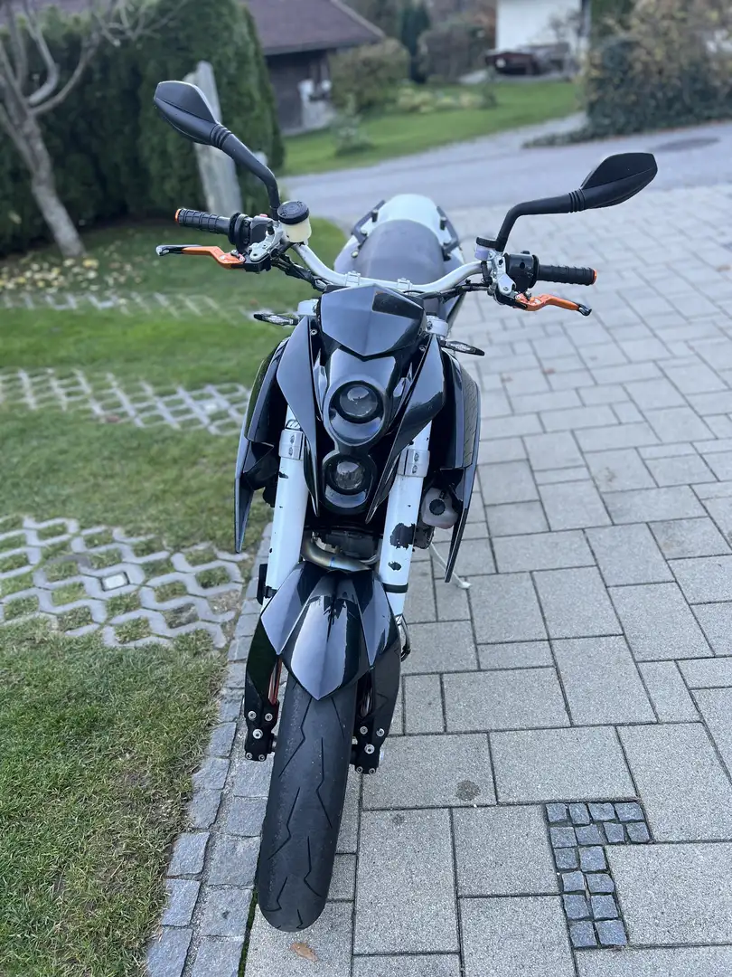 KTM 690 Duke - 2