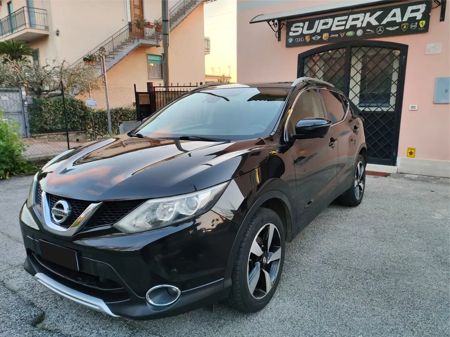 Nissan Qashqai Qashqai 1.5 dci Tekna 110cv EURO6D TETTO NAVI PANO Nero - 1