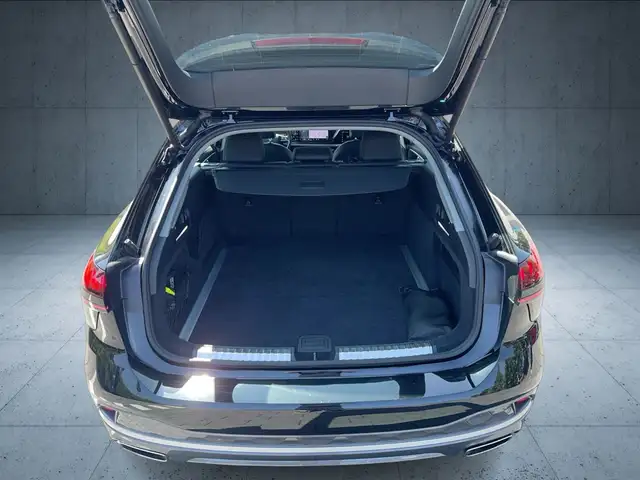 Audi A6 view 14