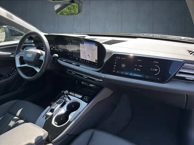 Audi A6 view 15