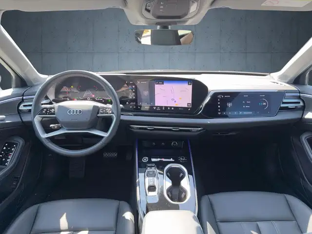 Audi A6 view 12