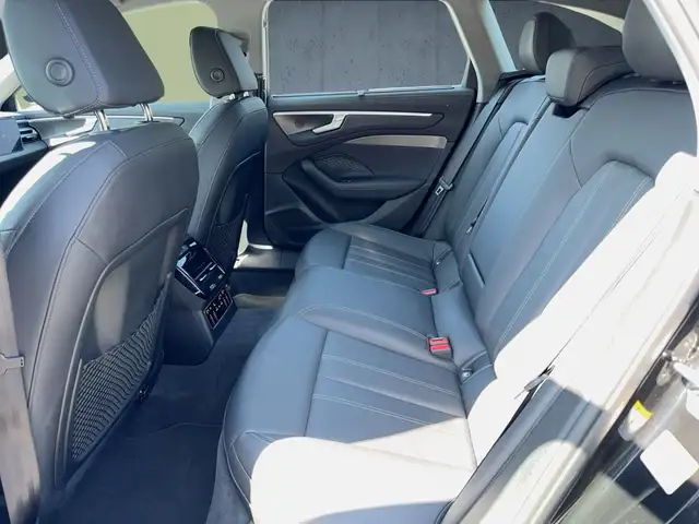Audi A6 view 13