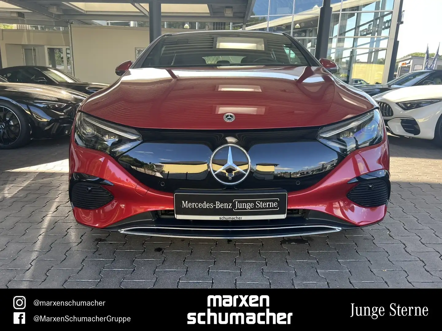 Mercedes-Benz EQE 350 EQE 350 Electric Art Pano+Burm3D+Memory+Premium Rouge - 2