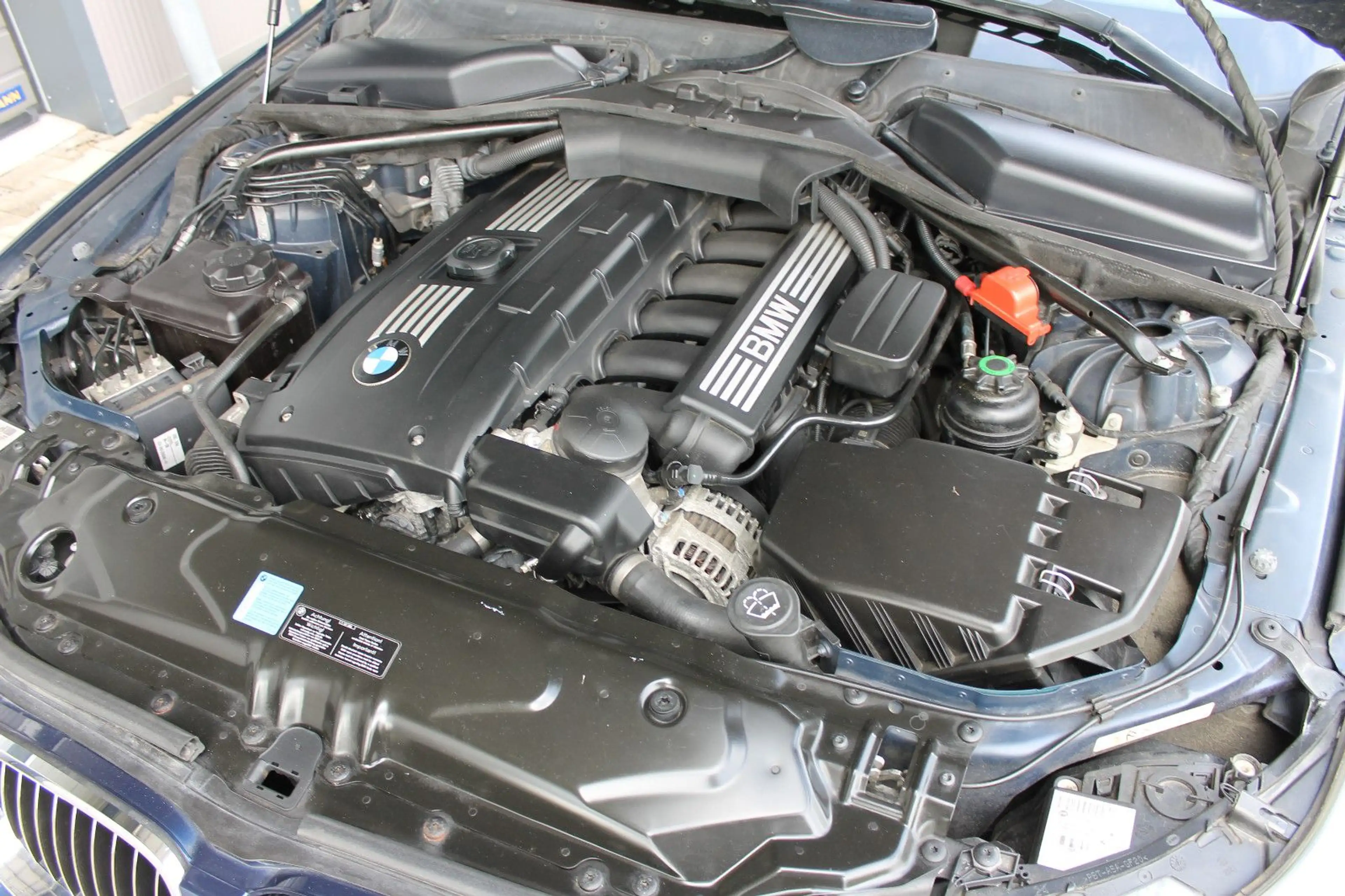 BMW 523 Limo 523i*Navi*M-Lenkrad*Xenon*3.Hand*Scheckheft — photo 24