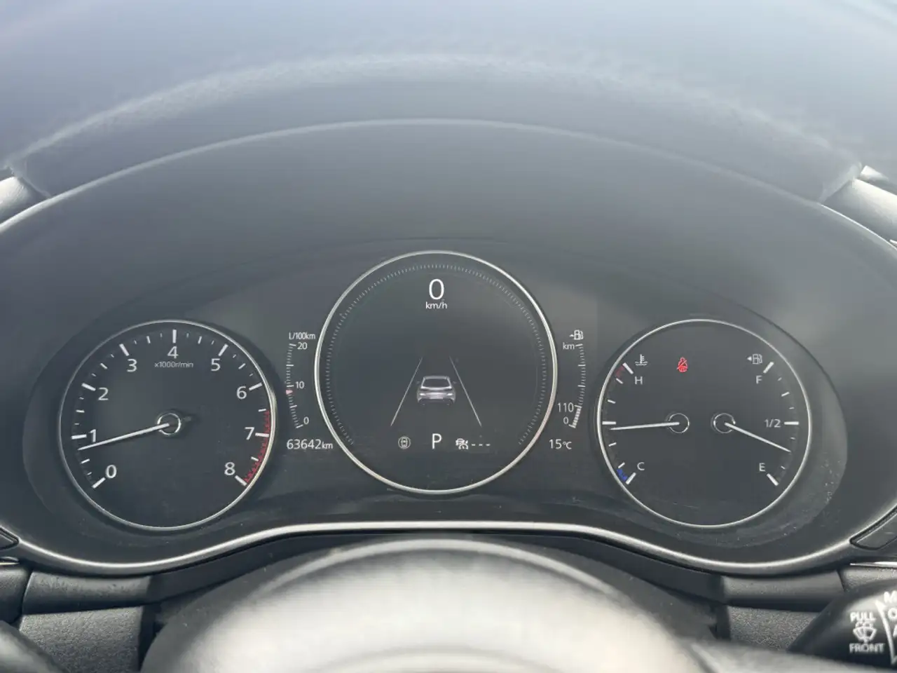 Mazda 3 снимка Mazda 3