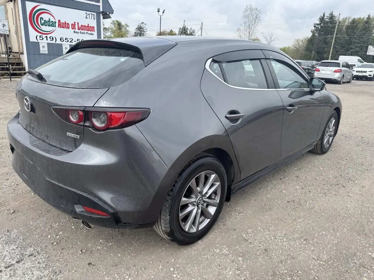 Mazda 3 снимка Mazda 3
