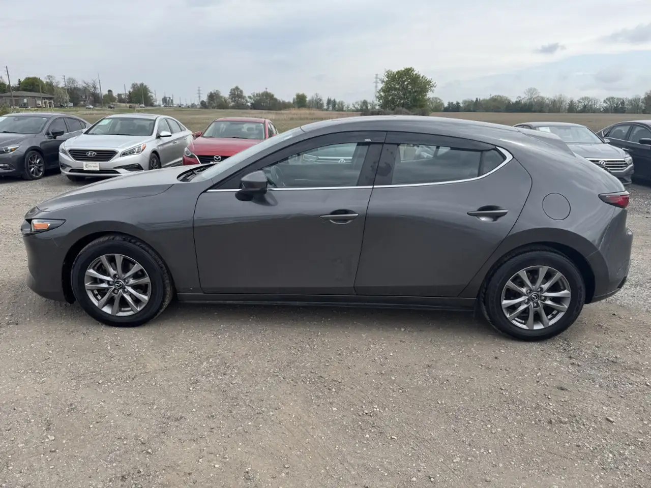 Mazda 3 снимка Mazda 3