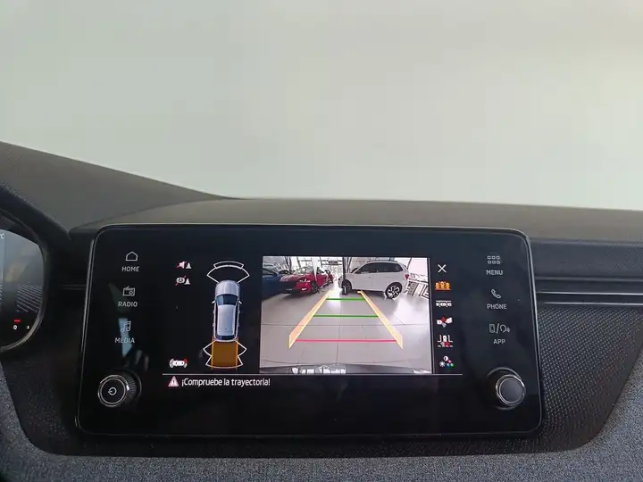 Škoda Kamiq 1.0 TSI DSG Selection 2025, foto 13