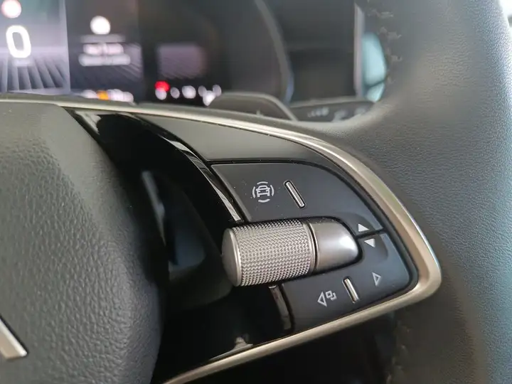 Škoda Kamiq 1.0 TSI DSG Selection 2025, foto 9