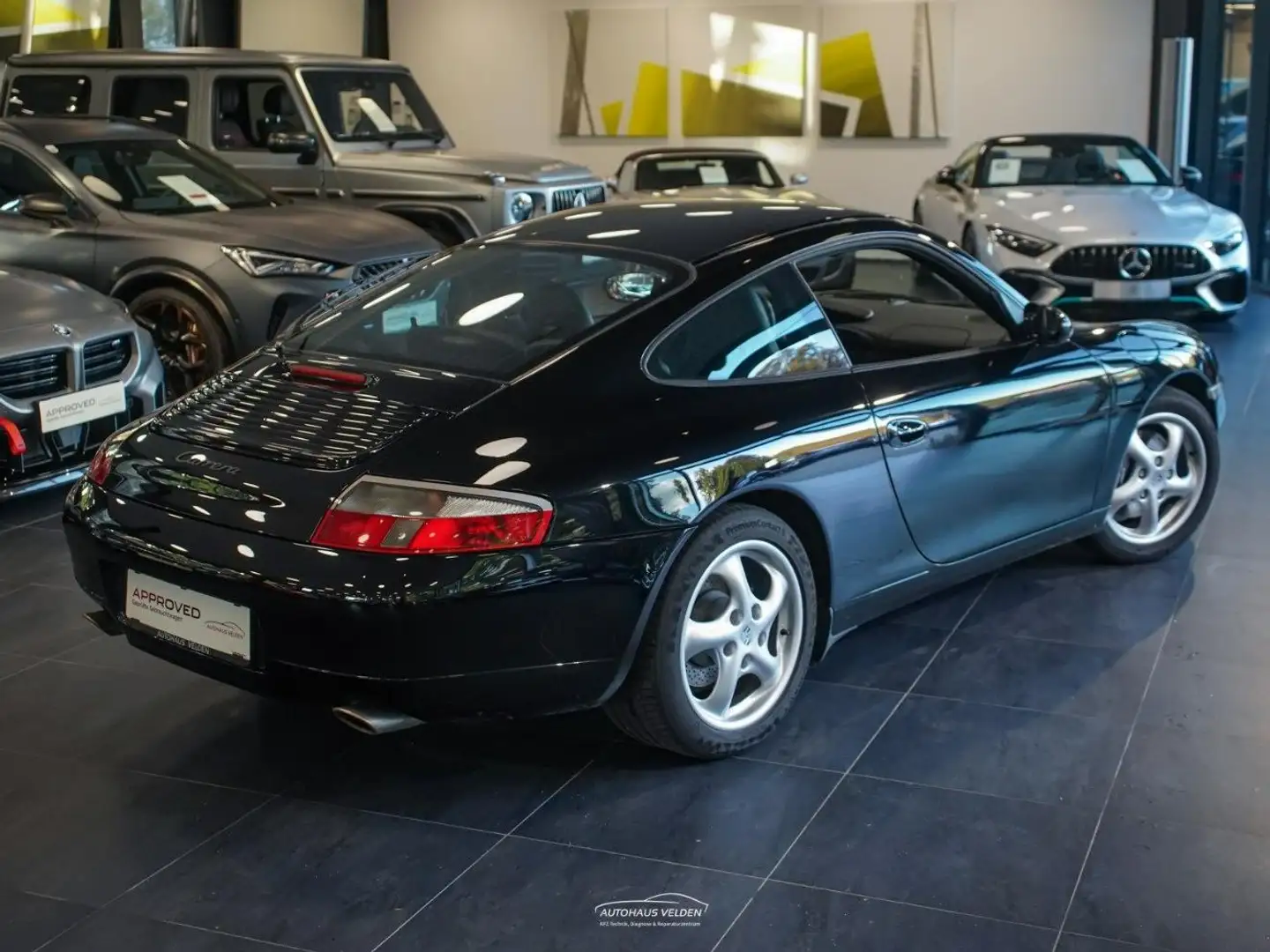 Porsche 996 911 Carrera Schwarz - 2