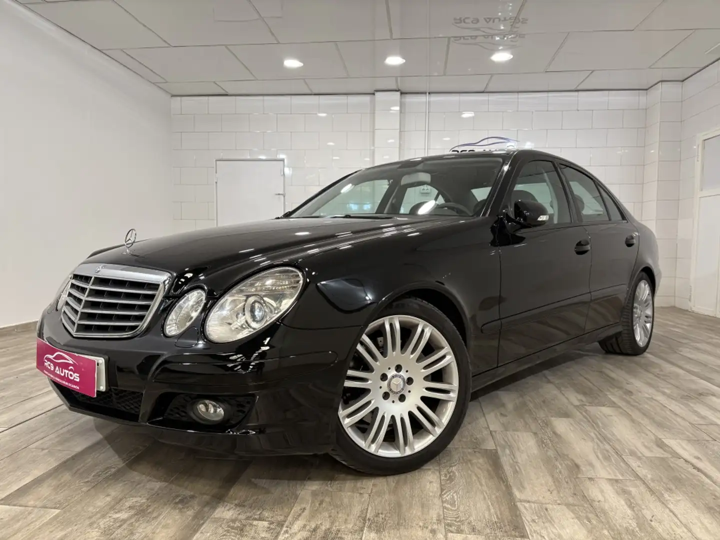 Mercedes-Benz E 220 220CDI Executive Plus Noir - 2
