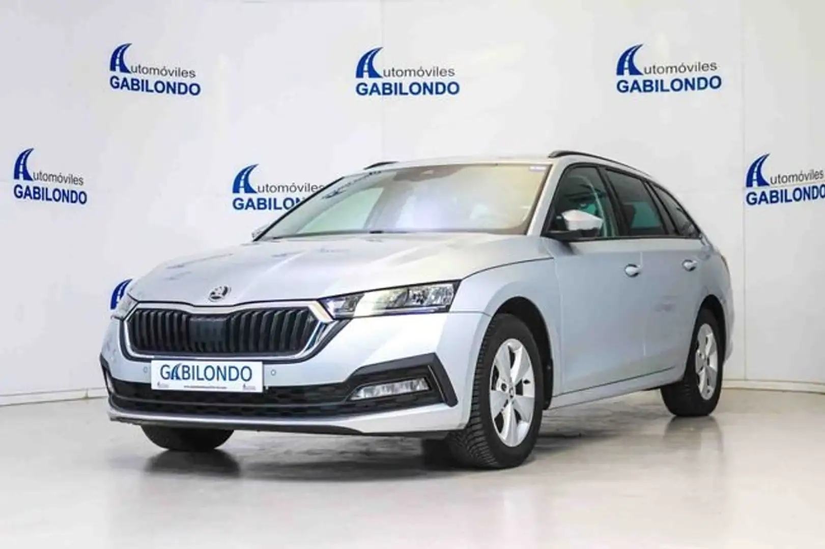 Skoda Octavia Combi 2.0TDI Ambition 85kW Gris - 1
