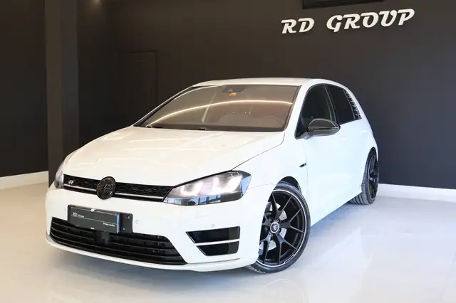 Volkswagen Golf R 2.0 tsi