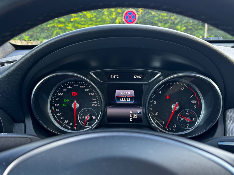 Mercedes-Benz CLA 200 Urban /Panorama-Dach/Night-Paket — photo 5