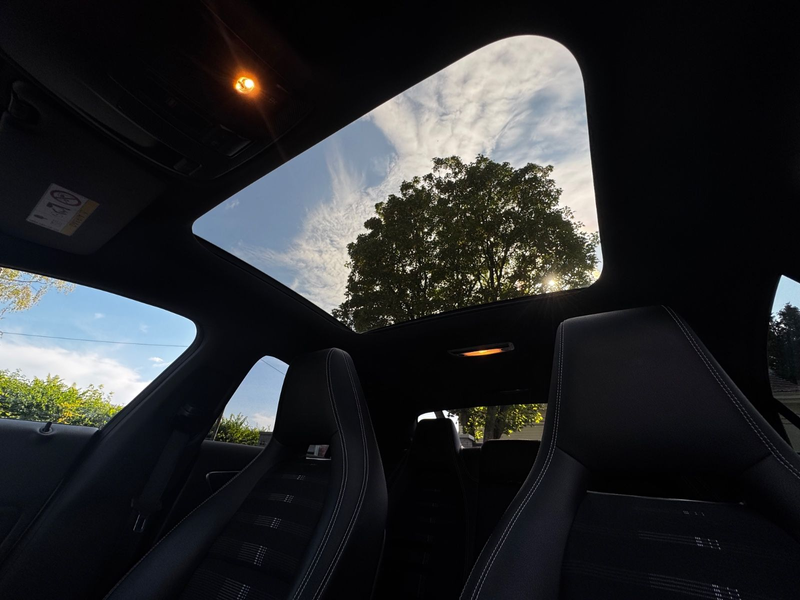 Mercedes-Benz CLA 200 Urban /Panorama-Dach/Night-Paket — photo 20