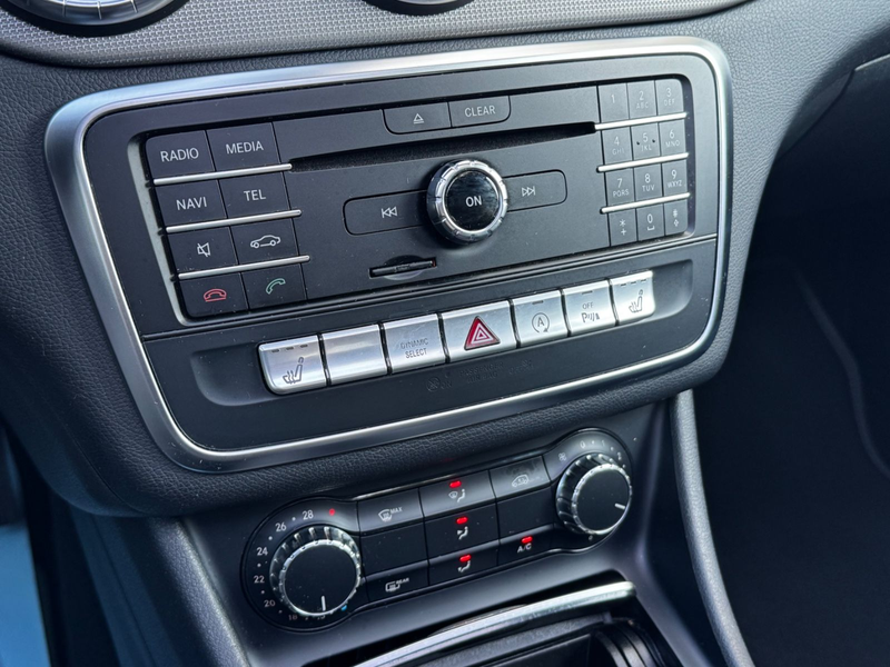 Mercedes-Benz CLA 200 Urban /Panorama-Dach/Night-Paket — photo 7