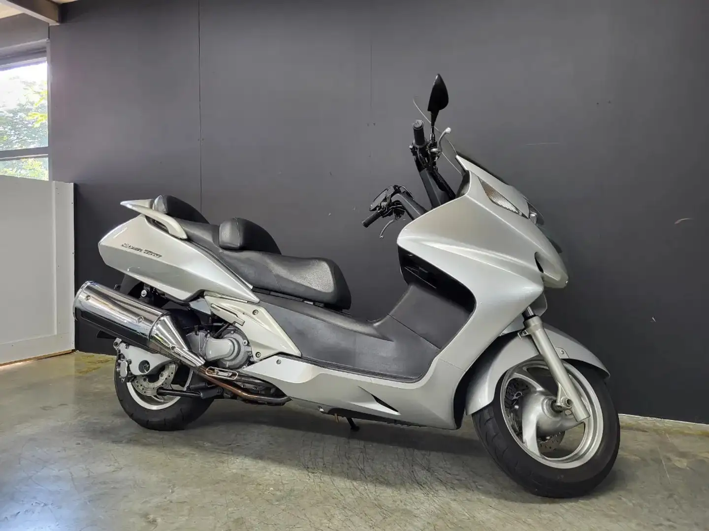 Honda Silver Wing FJS 600 Silverwing - 1