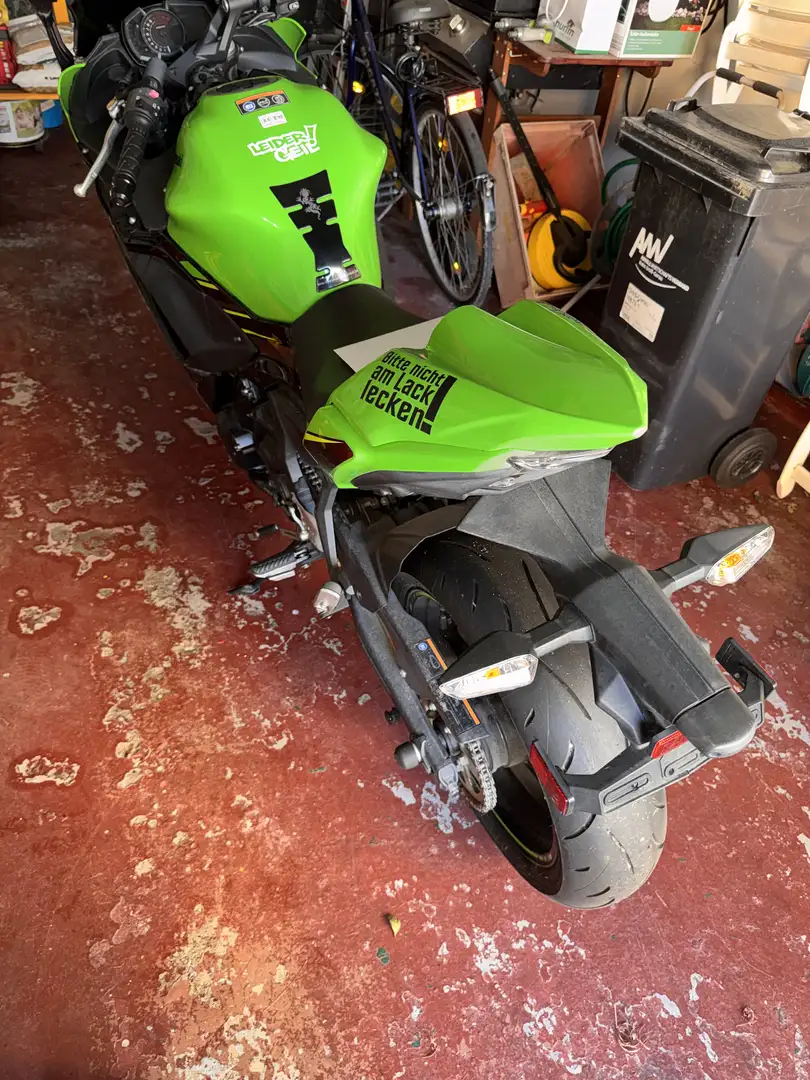 Kawasaki Ninja 650 - 1