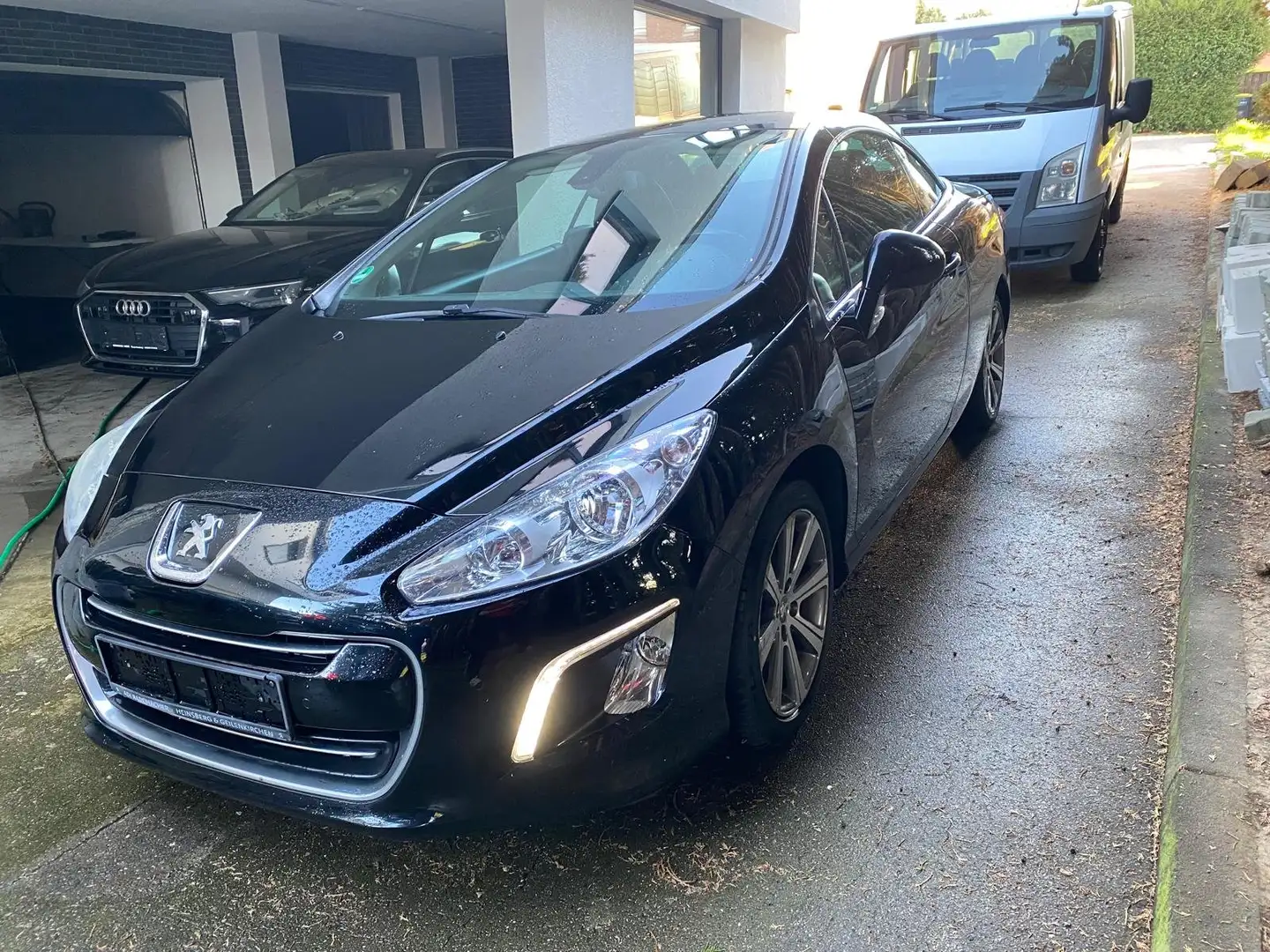 Peugeot 308 CC HDi FAP 160 Active Noir - 1