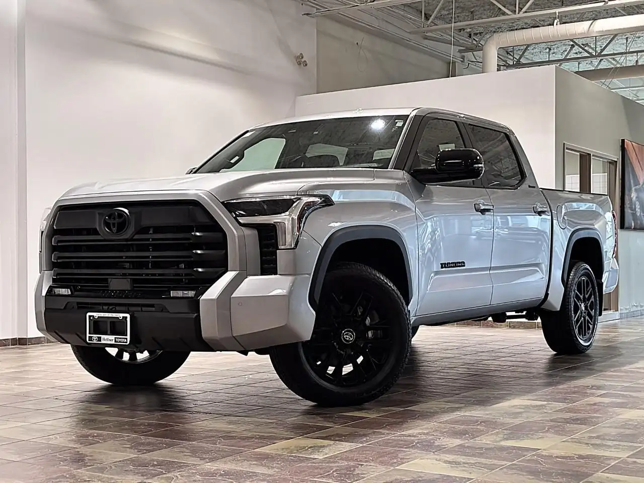 Toyota Tundra снимка Toyota Tundra
