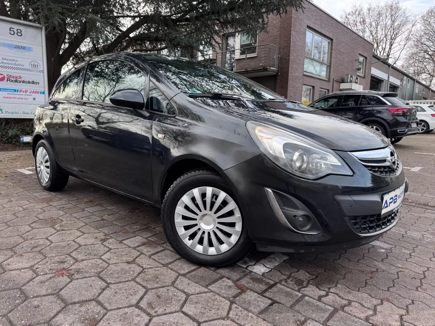 Opel Corsa CORSA D INNOVATION SITZHZG. PDC AHK TEMPO. 04/27 Schwarz - 1