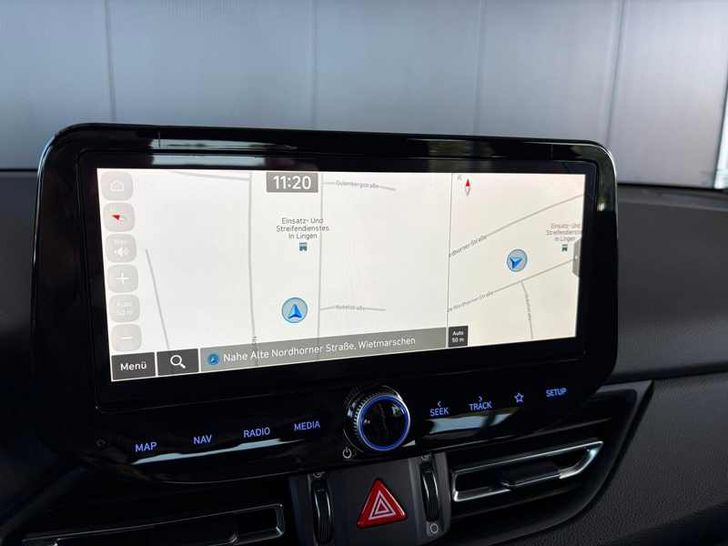 Hyundai i30 Kombi Comfort Plus 1.0 TGDI DCT Navi/ Adaptiver... — photo 12