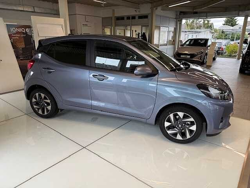 Hyundai i10 1.2 AMT Comfort Plus*Navi*Klimaa.*PDC*Kamera — photo 4