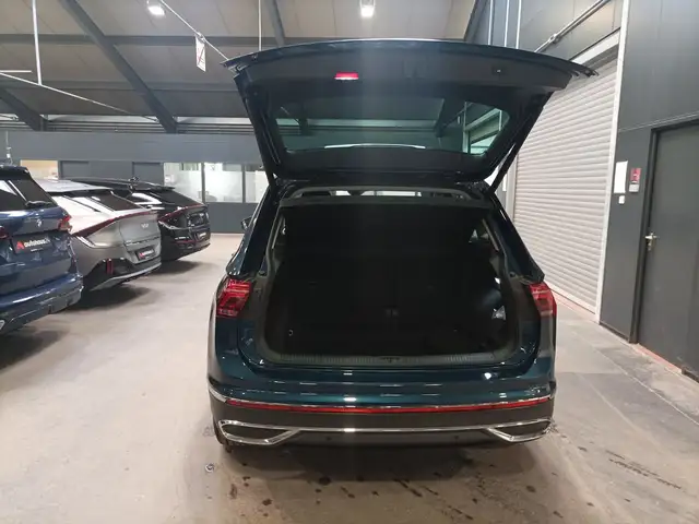Volkswagen Tiguan view 6