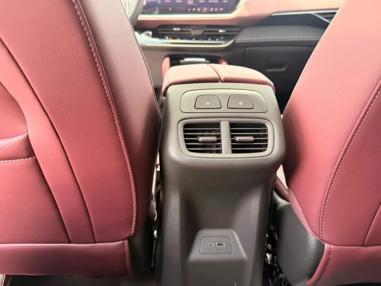 Buick Envision снимка Buick Envision