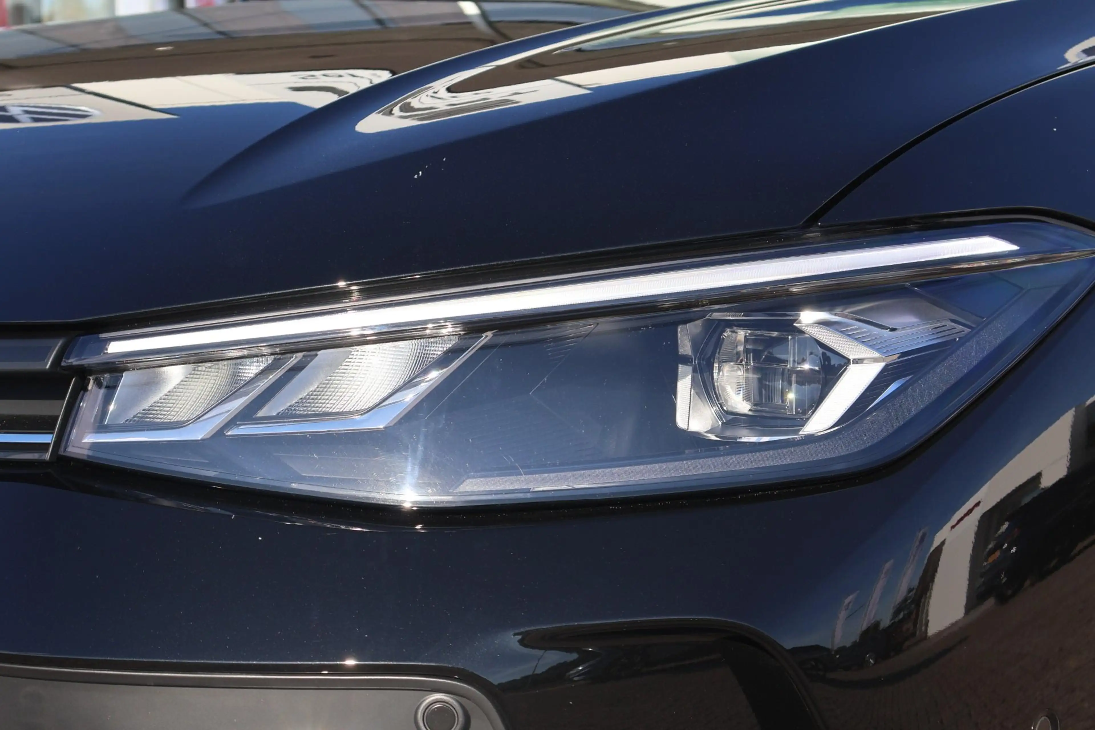Volkswagen Passat Variant 1.5 eHybrid 204pk Business | SoH 100% | Trekhaak | — photo 12