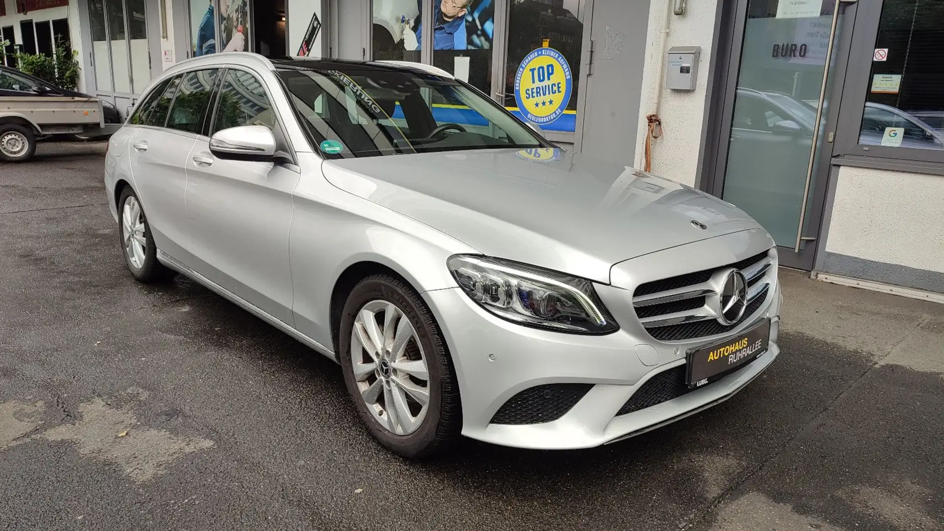 Mercedes-Benz C 180 DB C 180 T CGI Avantgarde, Navi, Pano., uff Argent - 1