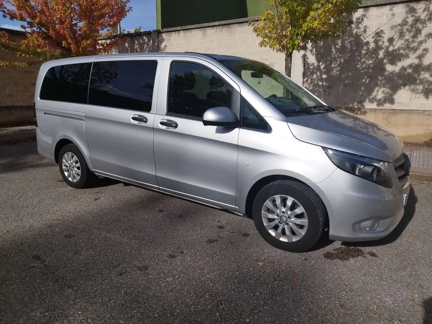 Mercedes-Benz Vito Select Vito Tourer 114 CDI Select Larga Gris - 1