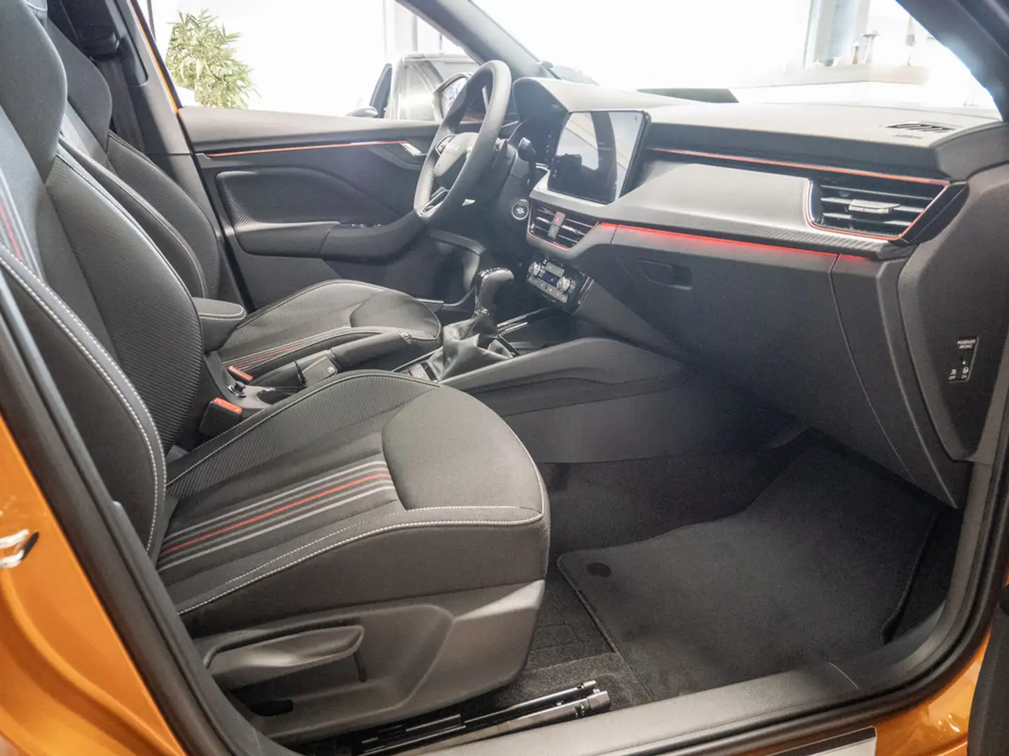 Skoda Kamiq 1.5 TSI Monte Carlo ACC PANO MATRIX-LED Orange - 2