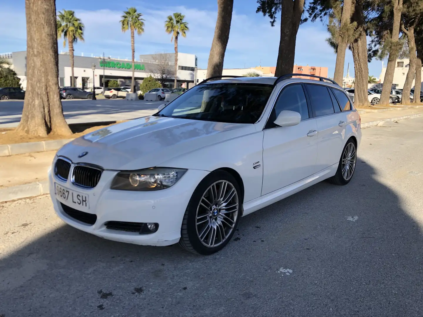 BMW 330 330dA xDrive Touring - 2