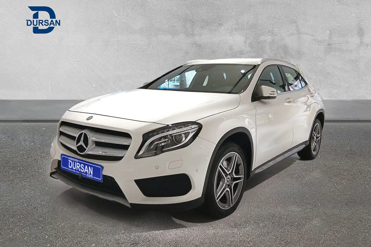Mercedes-Benz CLA 220