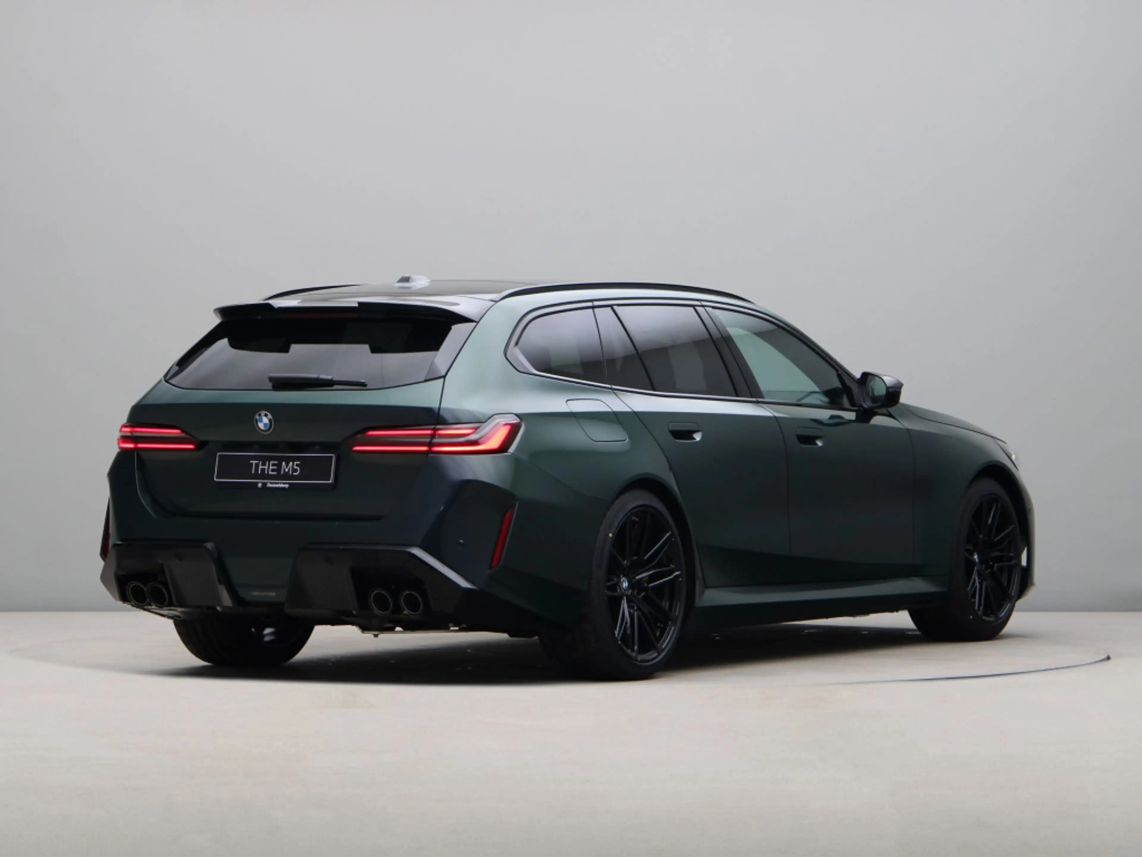 BMW M5 Touring — photo 5