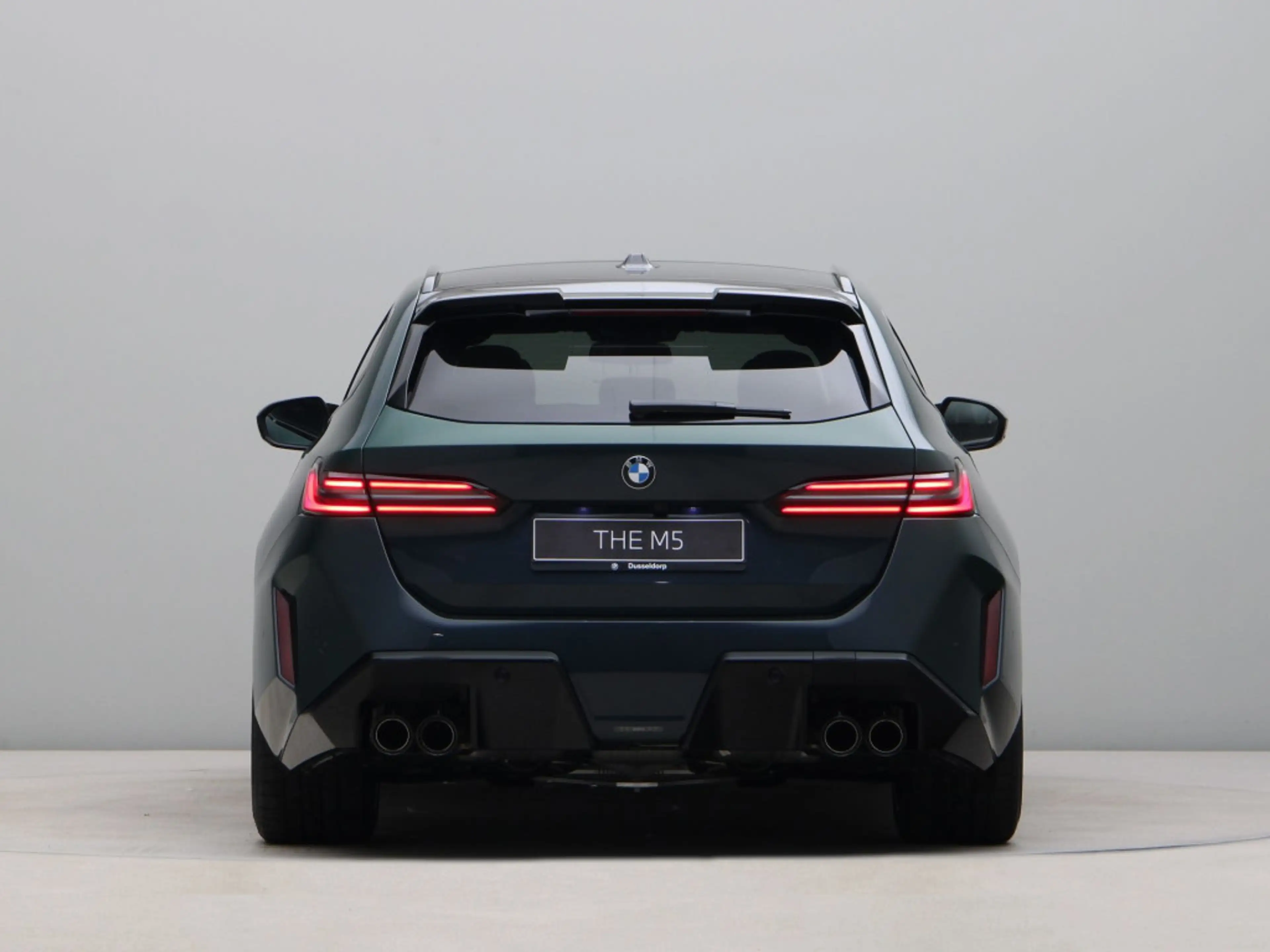 BMW M5 Touring — photo 6