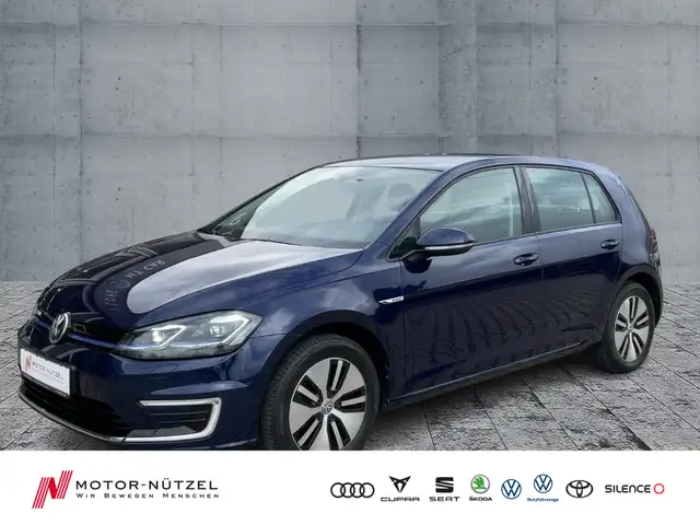 Volkswagen Golf VII e-Golf LED+NAV-PRO+ACC+SHZ+PDC+MFL+DAB