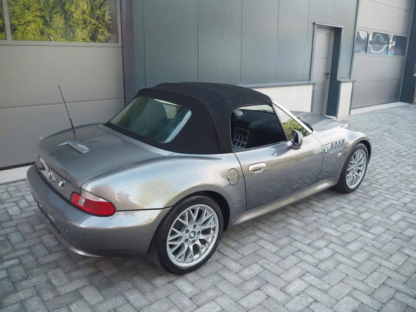 BMW Z3 Z3 1.9 "Sterlinggrau" Topstaat Gris - 2