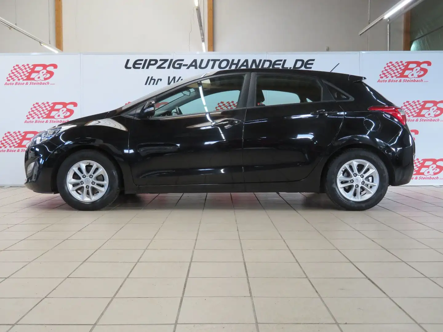 Hyundai i30 Trend*Klima*PDC*Nebel* Noir - 2