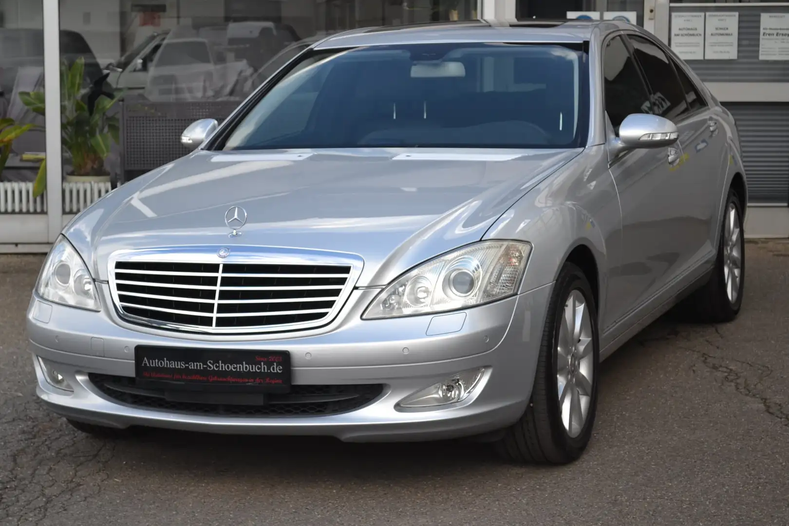 Mercedes-Benz S 350 *LEDER*NAVI PLUS*el.GSD*KAMERA* srebrna - 1