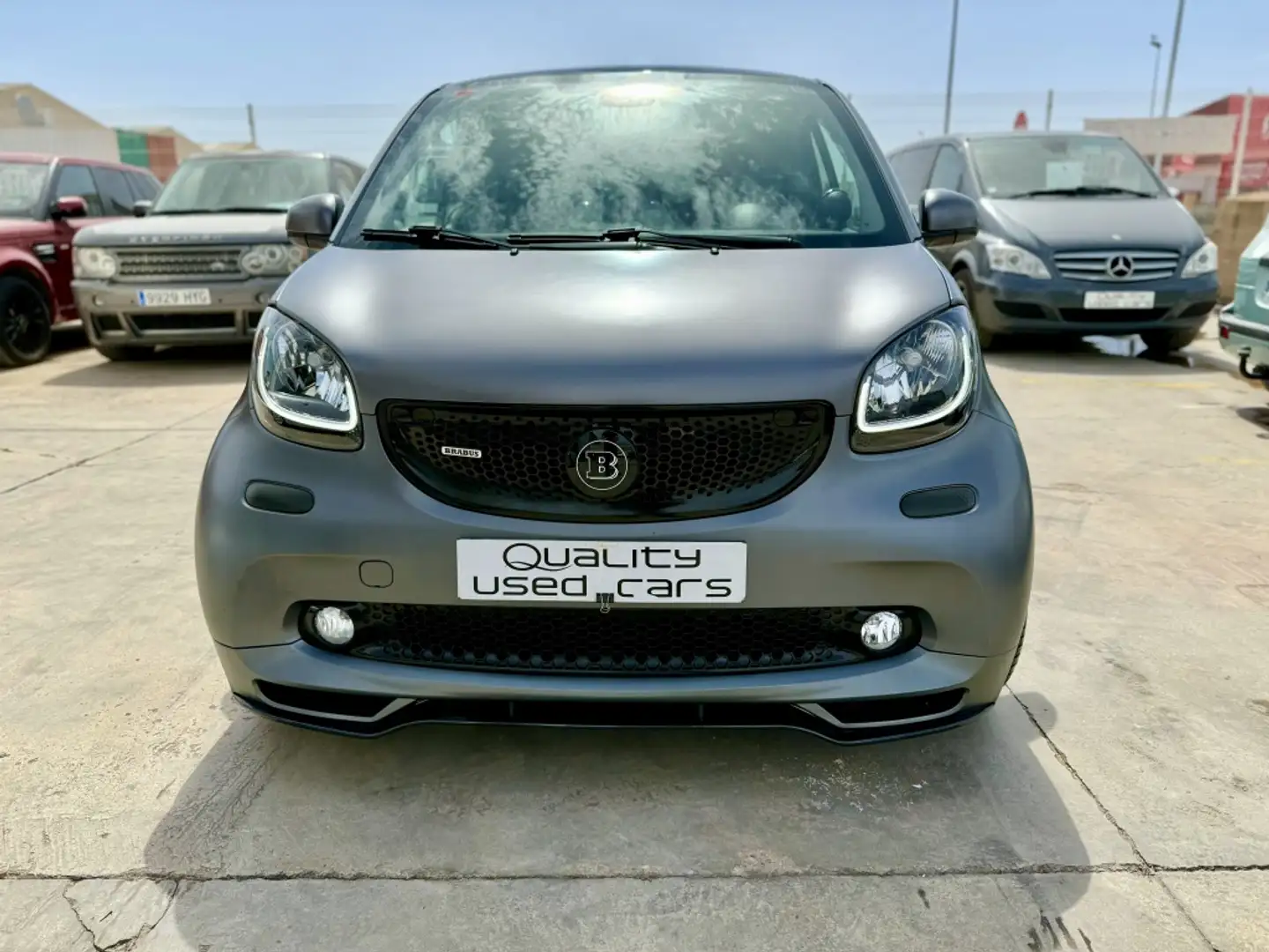 smart forTwo Coupé 80 Brabus Aut. Gris - 2