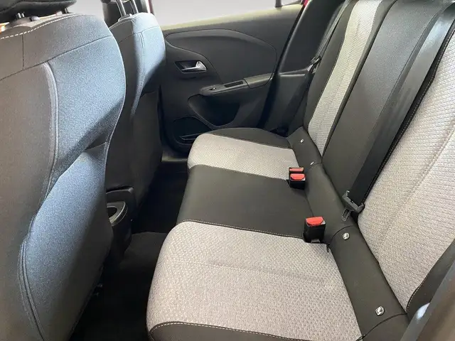 Opel Corsa view 8