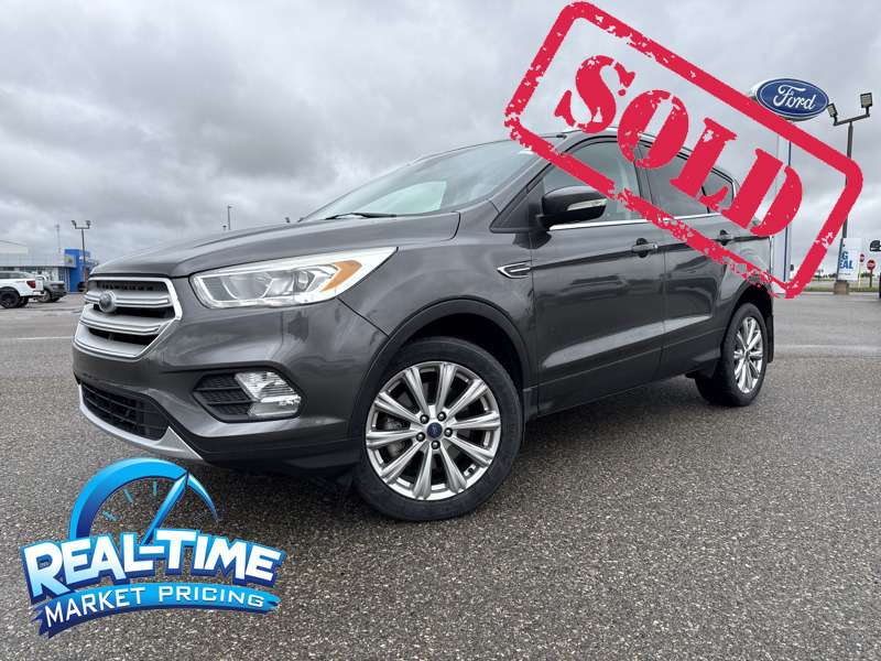 2017 Ford Escape Titanium  4WD | One Owner | Local High River | Nav