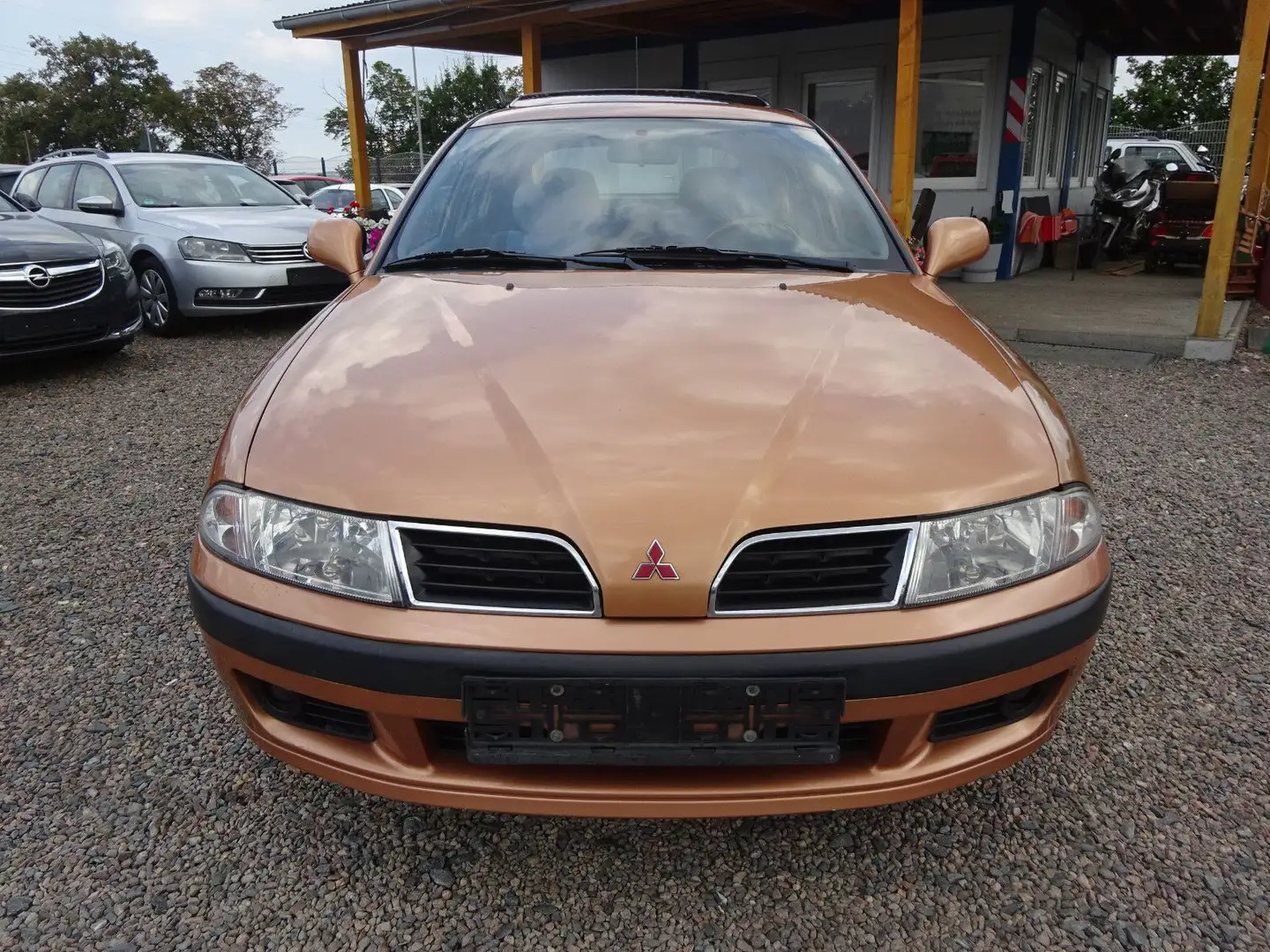 Mitsubishi Carisma 1,8 GDI Elegance Automatik Hnědá - 2