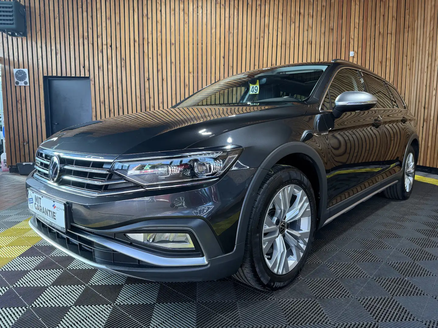 Volkswagen Passat Alltrack 4M DSG *Navi*IQ*AHK*360*Vir*Pano Grau - 1